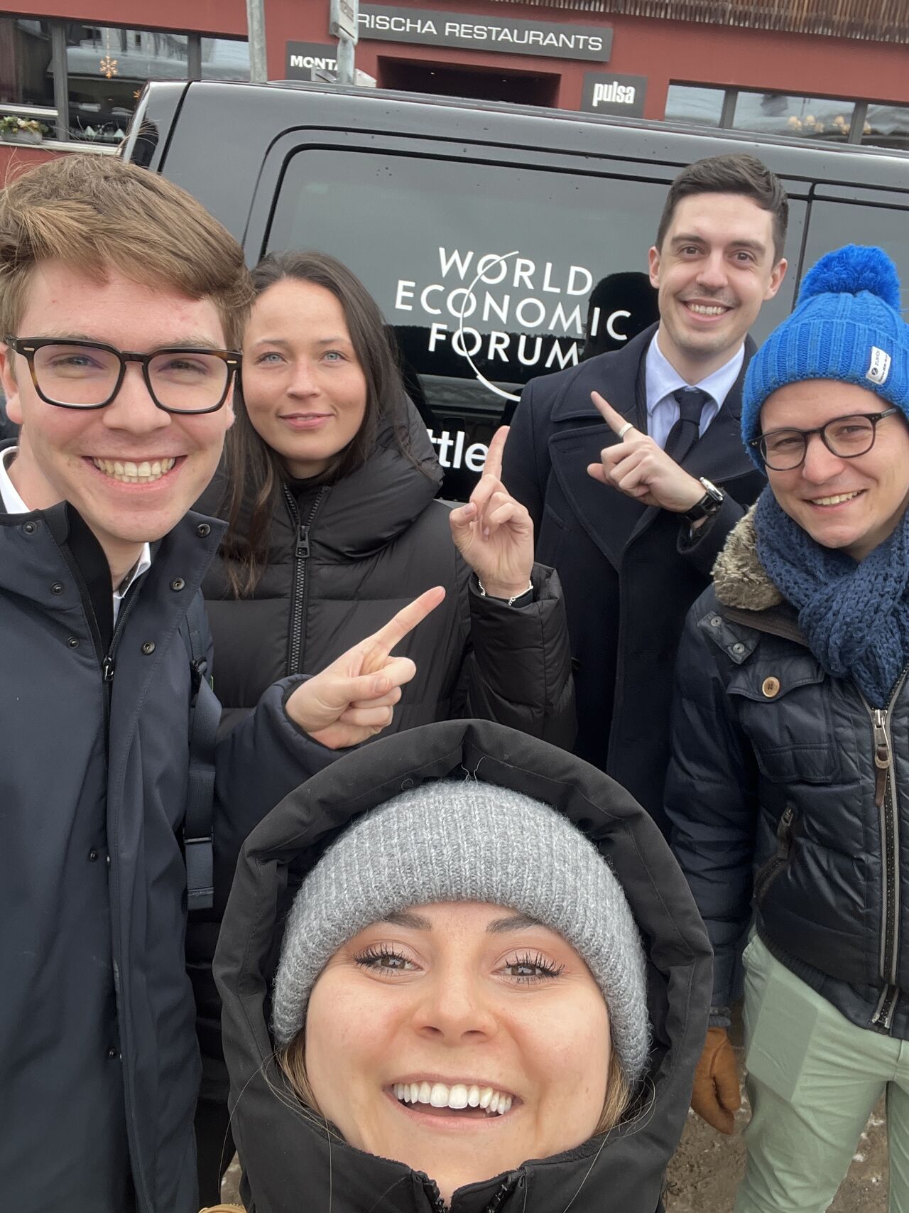 Arrival of the Munich Hub delegation at Davos 2024